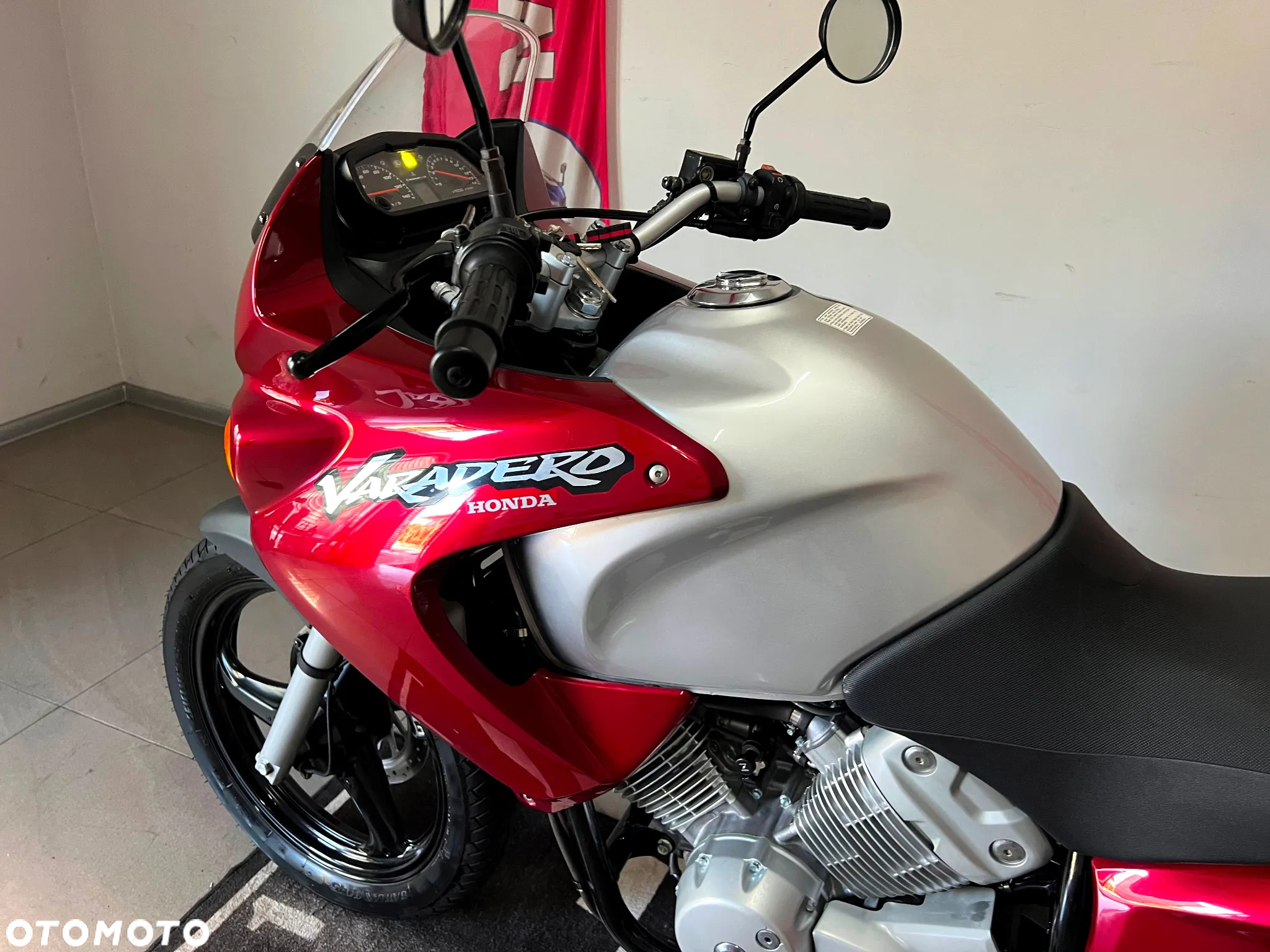 Honda XL - 12