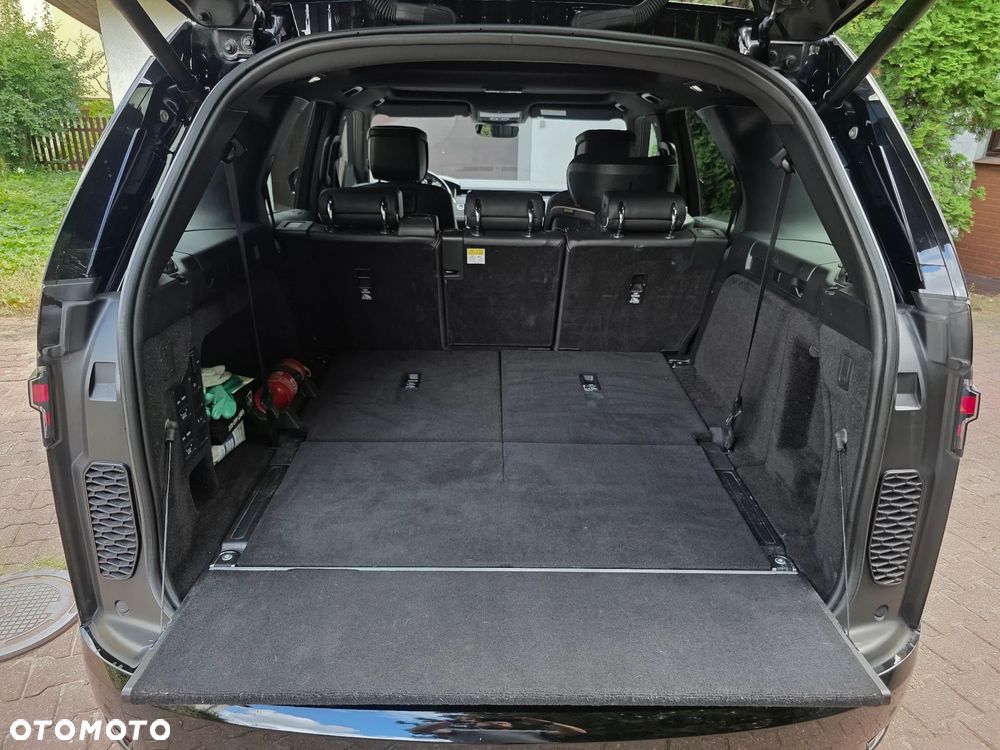 Land Rover Discovery 3.0 D250 mHEV R-Dynamic HSE - 9