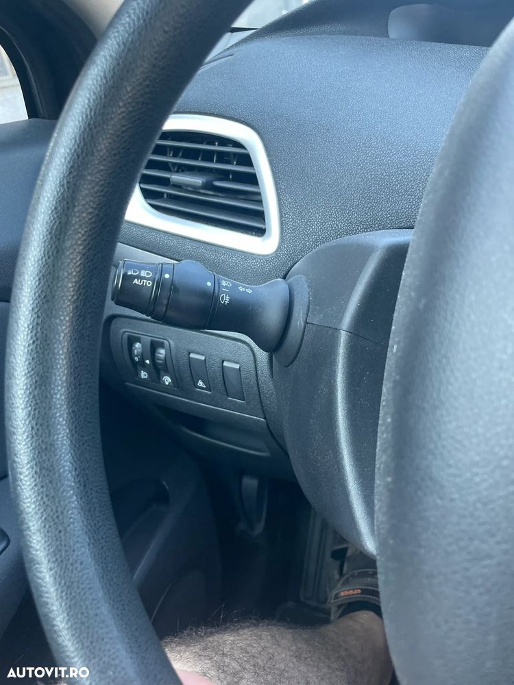 Renault Scenic dCi 110 Expression - 2