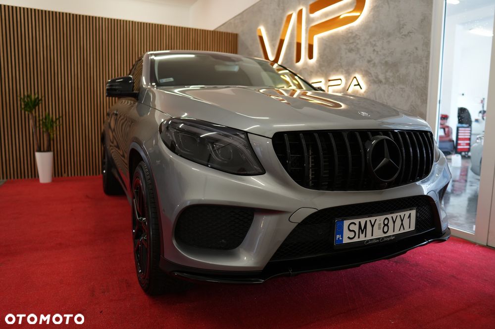 Mercedes-Benz GLE - 12