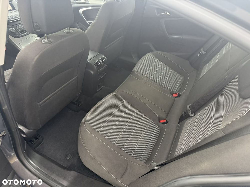 Opel Insignia 1.6 SIDI Turbo ecoFLEX Start/Stop Edition - 8