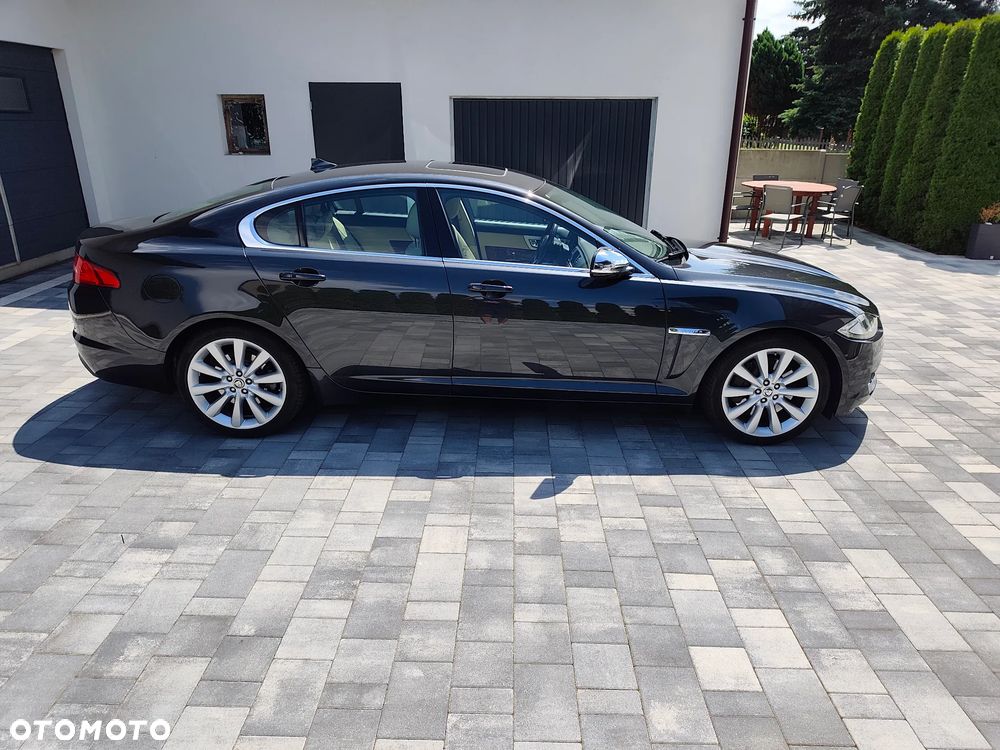 Jaguar XF 3.0 V6 S Luxury - 12