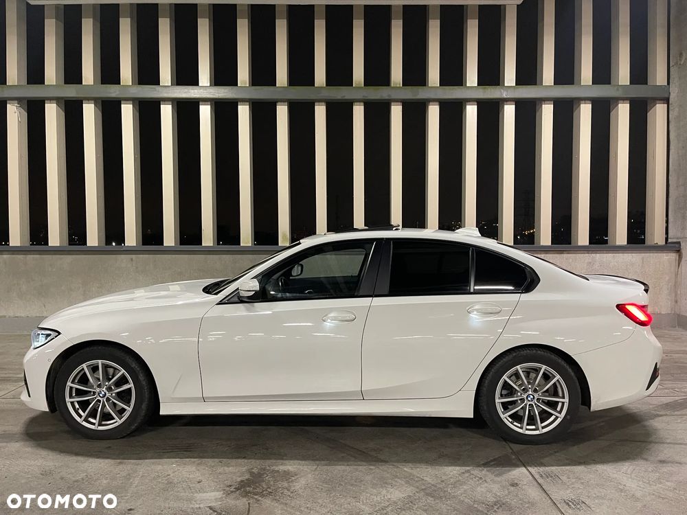 BMW Seria 3 320d Sport Line Shadow - 8