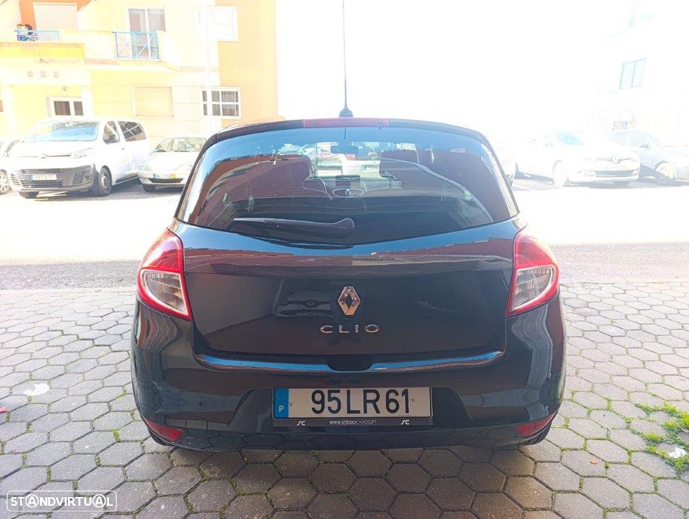 Renault Clio 1.2 16V Dynamique S - 7