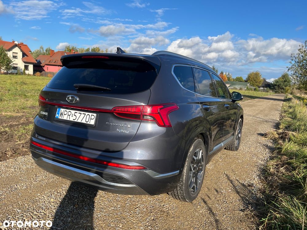Hyundai Santa Fe 1.6 T-GDI HEV Platinum 4WD - 7