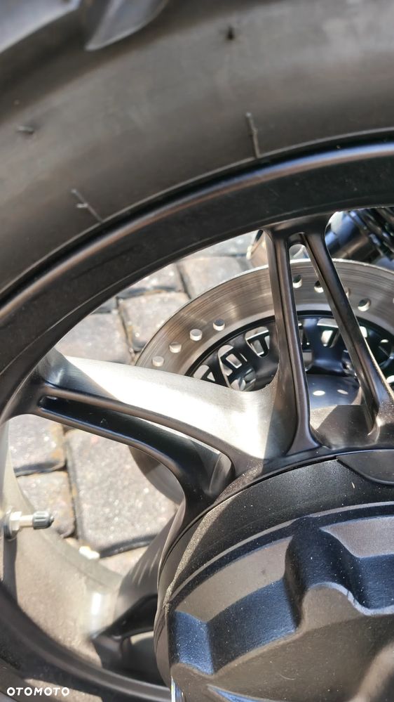 Moto Guzzi V7 - 9