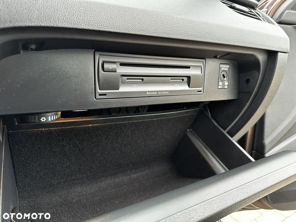Skoda Octavia 2.0 TDI 4x4 DSG Scout - 31