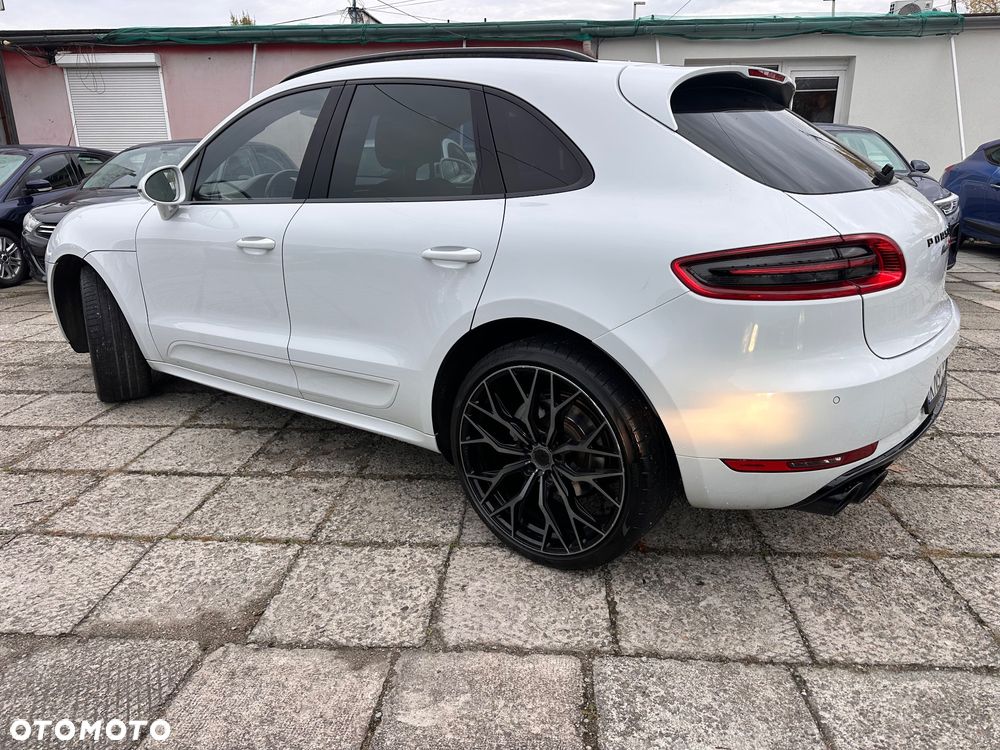 Porsche Macan 2015 photo 2