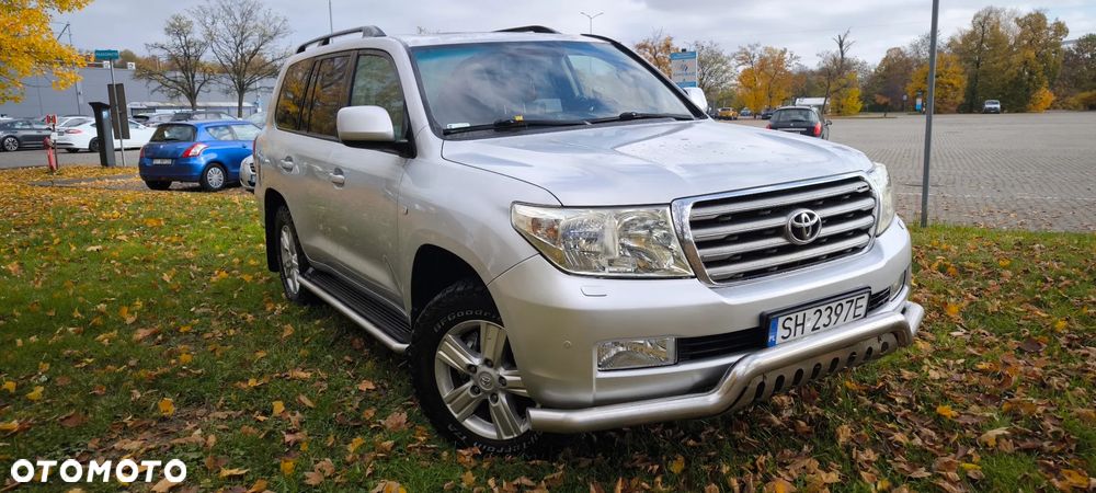 Toyota Land Cruiser - 8