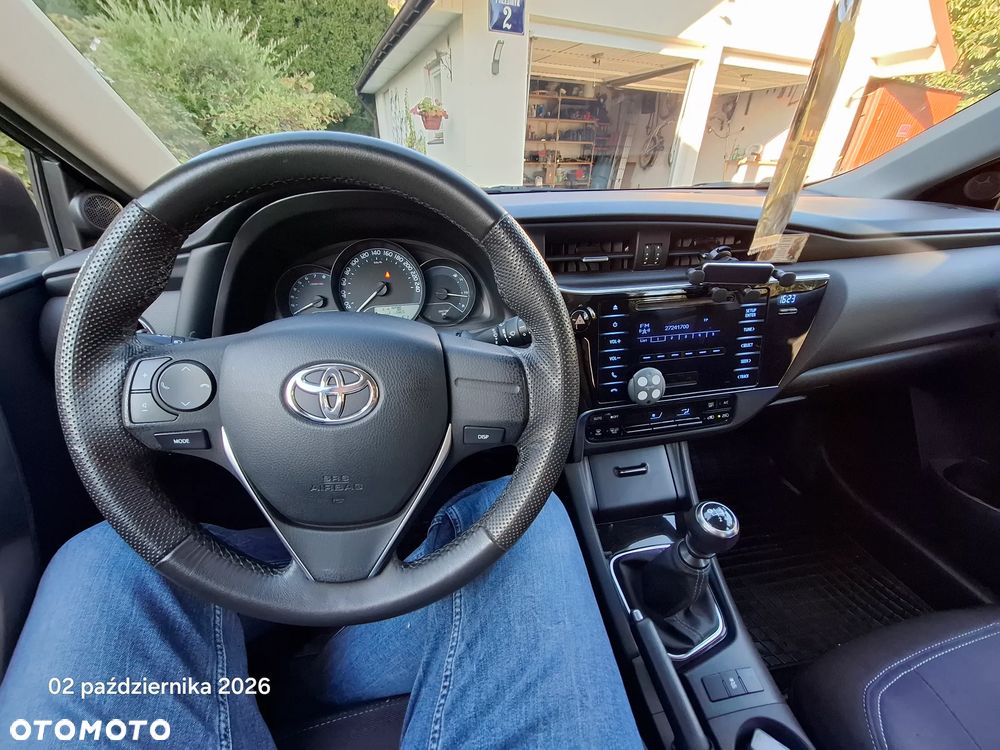 Toyota Auris - 25
