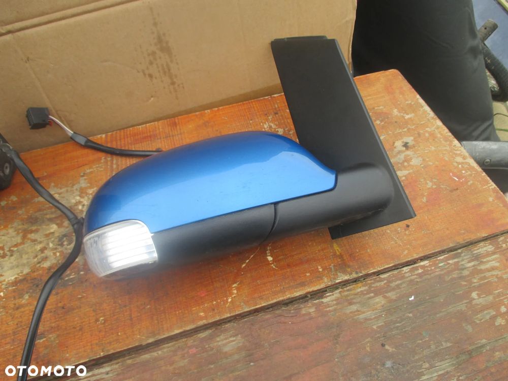 lusterko PRAWE Touran LA5X 6pin Europa - 3