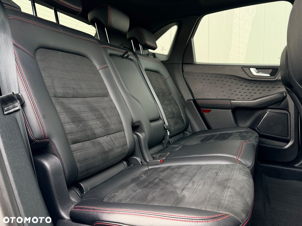 Ford Kuga 2.0 EcoBlue Hybrid ST-LINE - 34