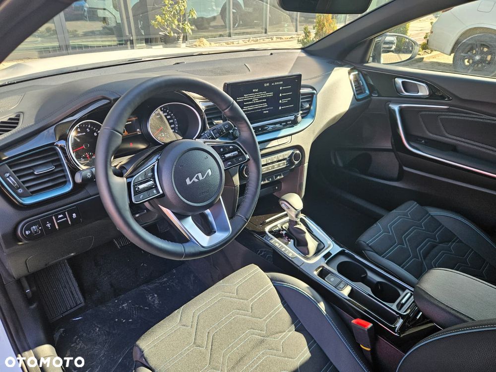 Kia XCeed 1.6 T-GDI Tribute DCT - 12