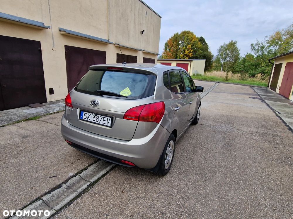 Kia Venga 1.4 M - 24