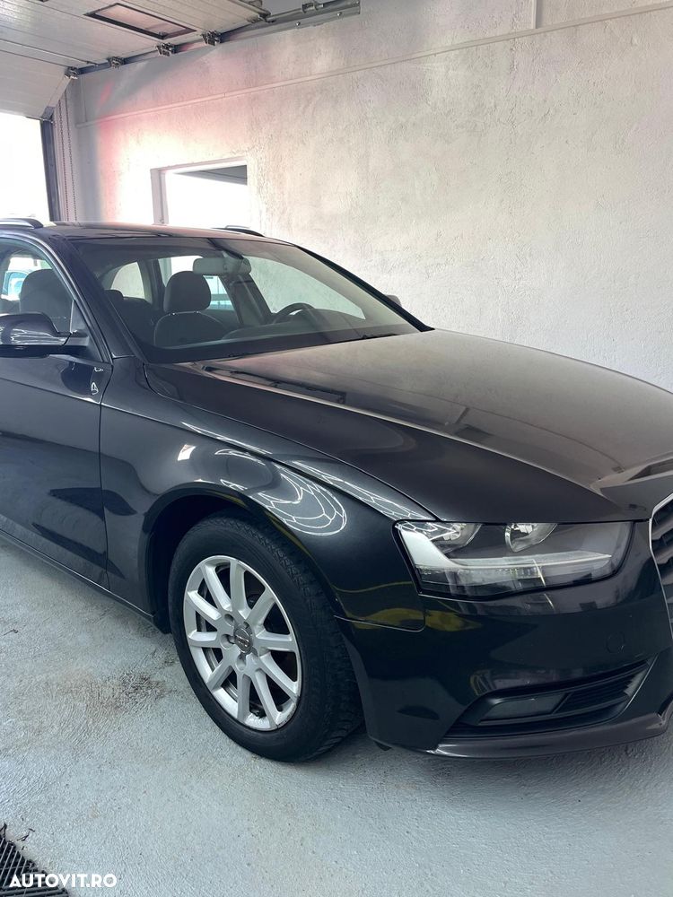 Audi A4 2.0 TDI DPF Attraction - 3