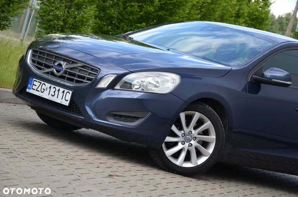 Volvo V60 D2 - 4
