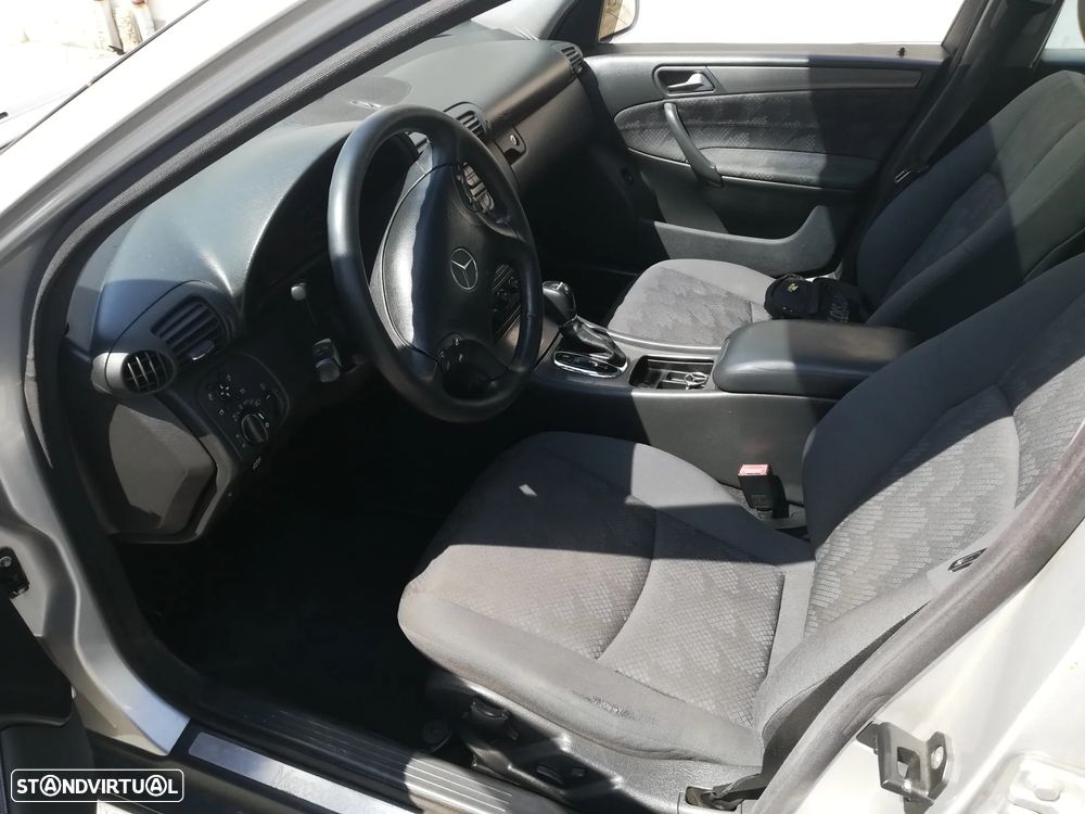 Mercedes-Benz C 220 - 6