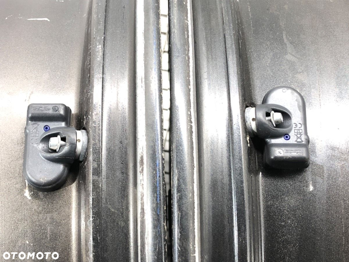 FELGI ALUMINIOWE KOMPLET 17 7.5J 5X114.3 ET60 ŚRODEK CENTR. 67 - 1043.00 PLN - MAZDA 6 Kombi (GH) - 7