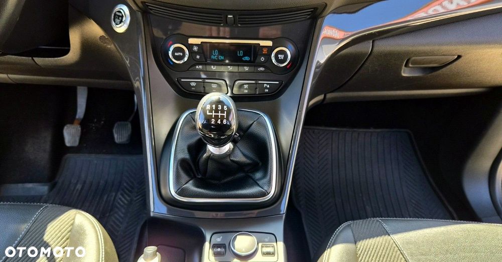 Ford Kuga - 34