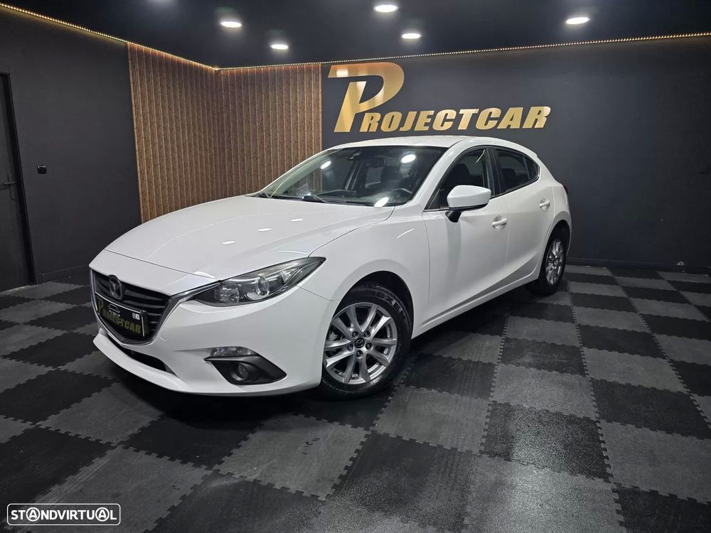 Mazda 3 Hatchback 1.5 Sky-D Evolve HS Navi - 1