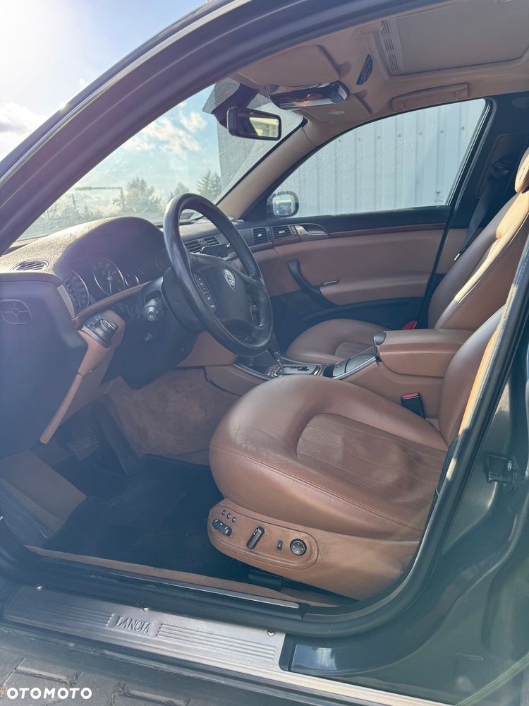Lancia Thesis 3.2 6V Emblema - 20