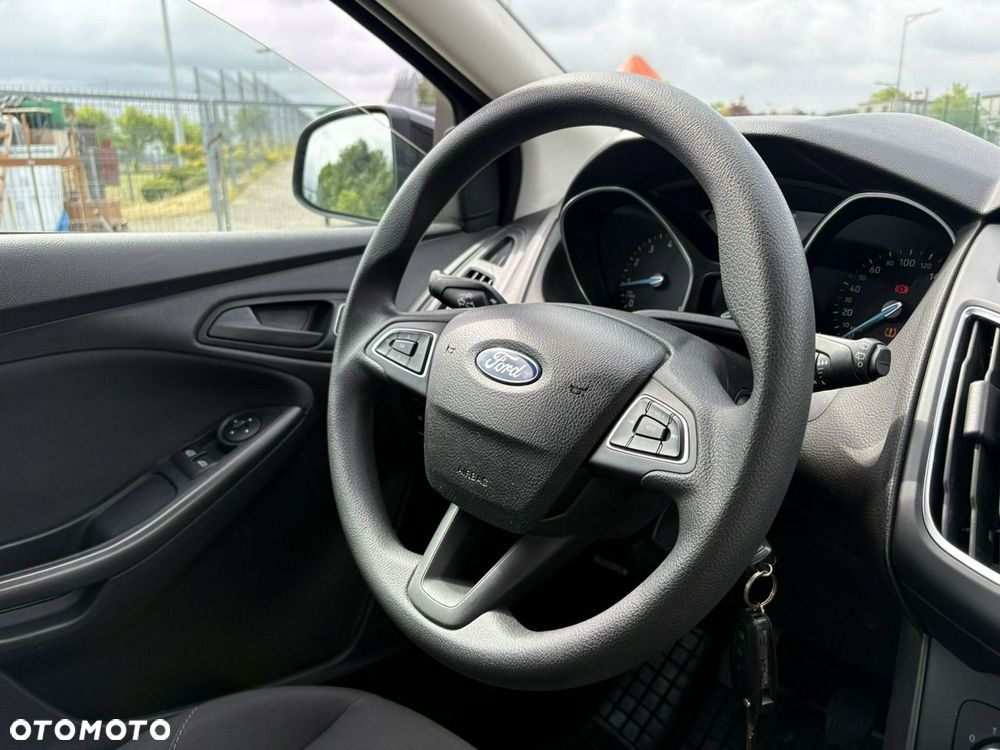 Ford Focus - 15
