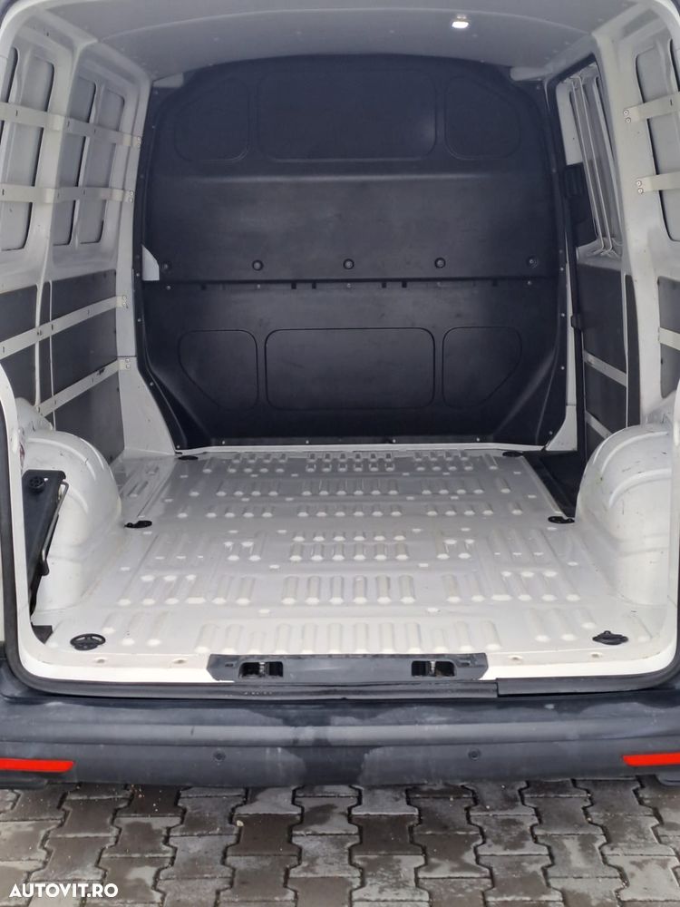 Volkswagen Transporter Sasiu CD T6 2.0 TDI LR - 6
