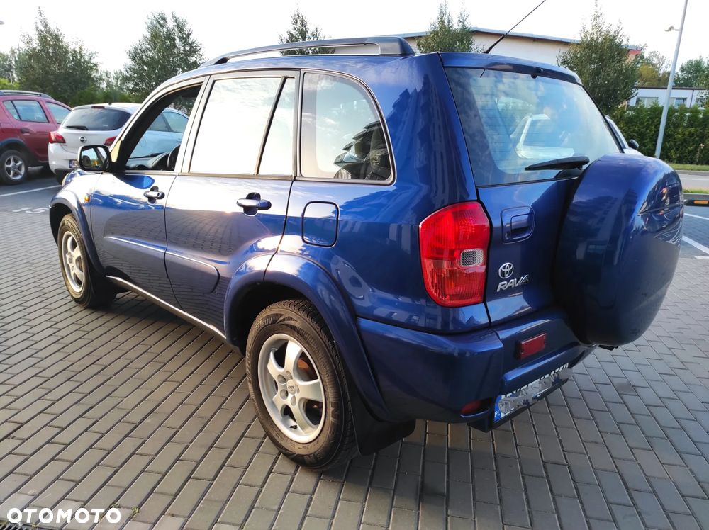 Toyota RAV4 2.0 VVT-i 4x4 - 5