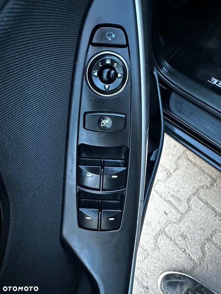 Hyundai i30 1.4 Premium - 12