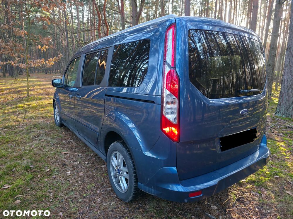 Ford Tourneo Connect Grand - 16