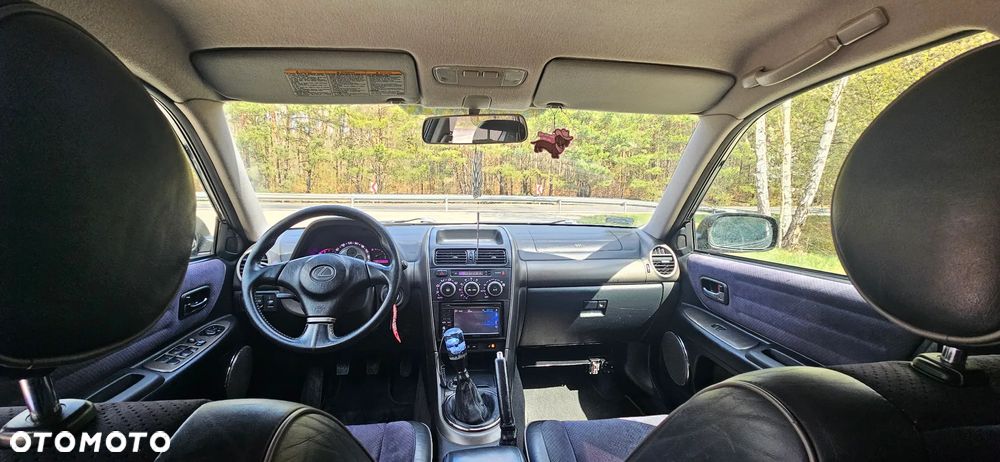 Lexus IS 200 Classic - 17