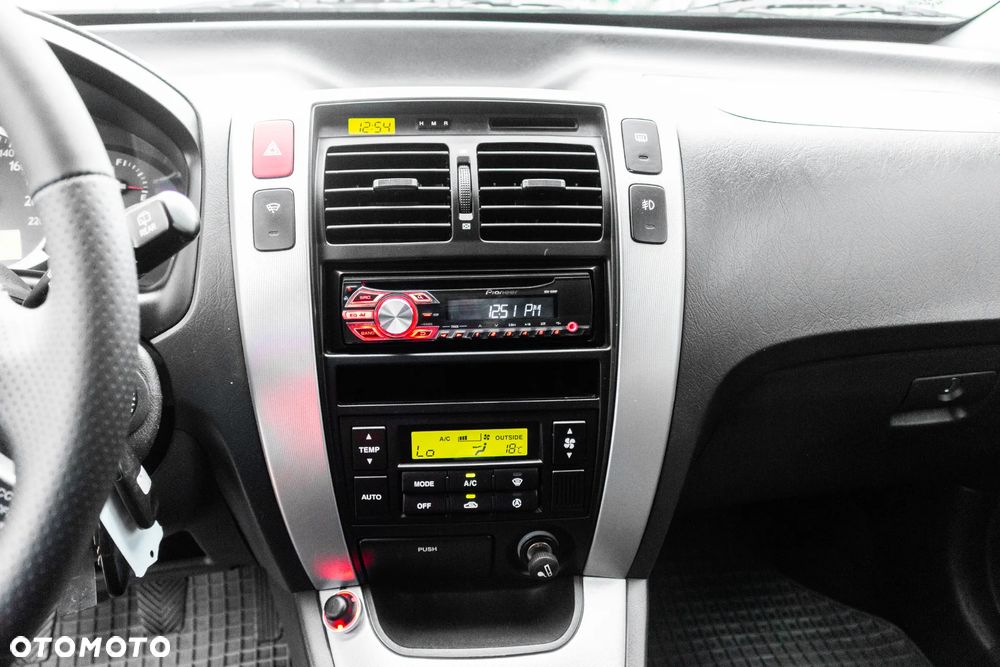 Hyundai Tucson 2.0 Elegance / Premium - 16