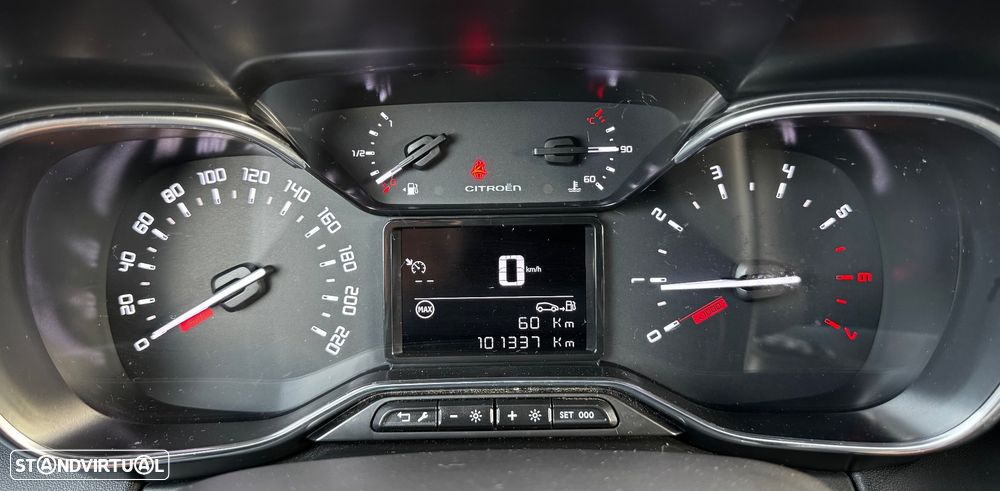 Citroën C3 Aircross PureTech 110 Stop & Start Shine - 22