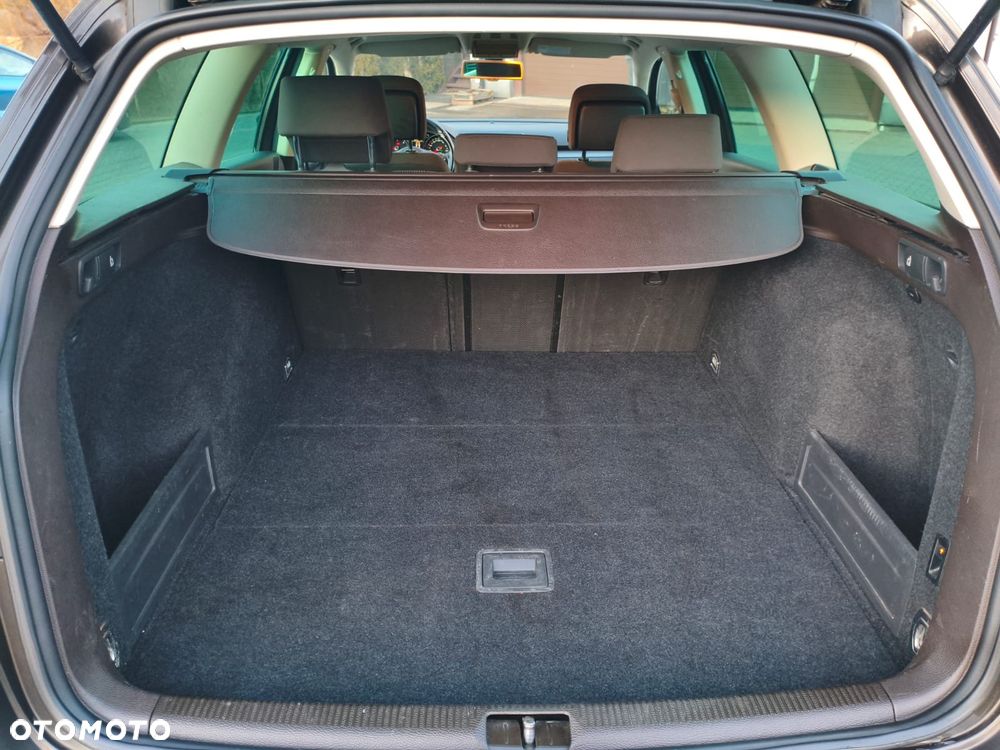 Volkswagen Passat 2.0 Blue TDI DSG SCR Comfortline - 14