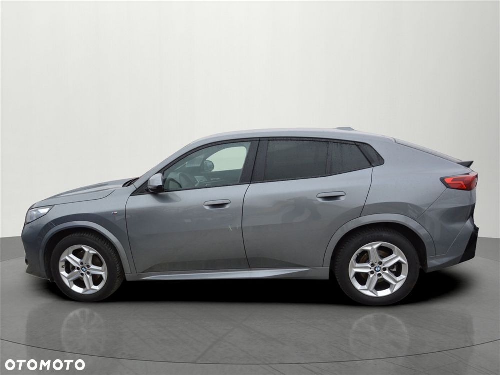 BMW X2 sDrive18d Edition M Mesh - 4