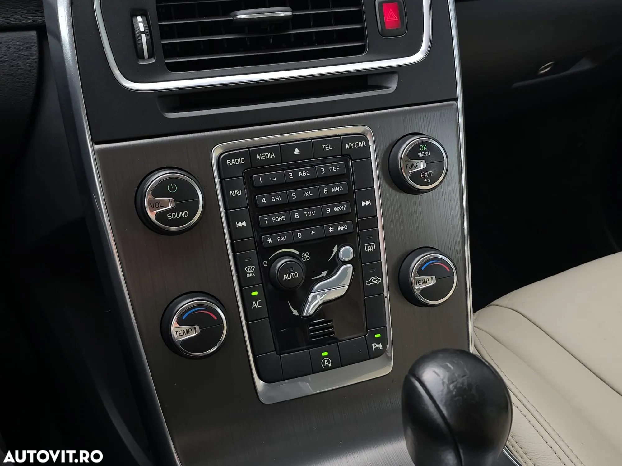 Volvo V60 D3 Start-Stop Momentum - 23