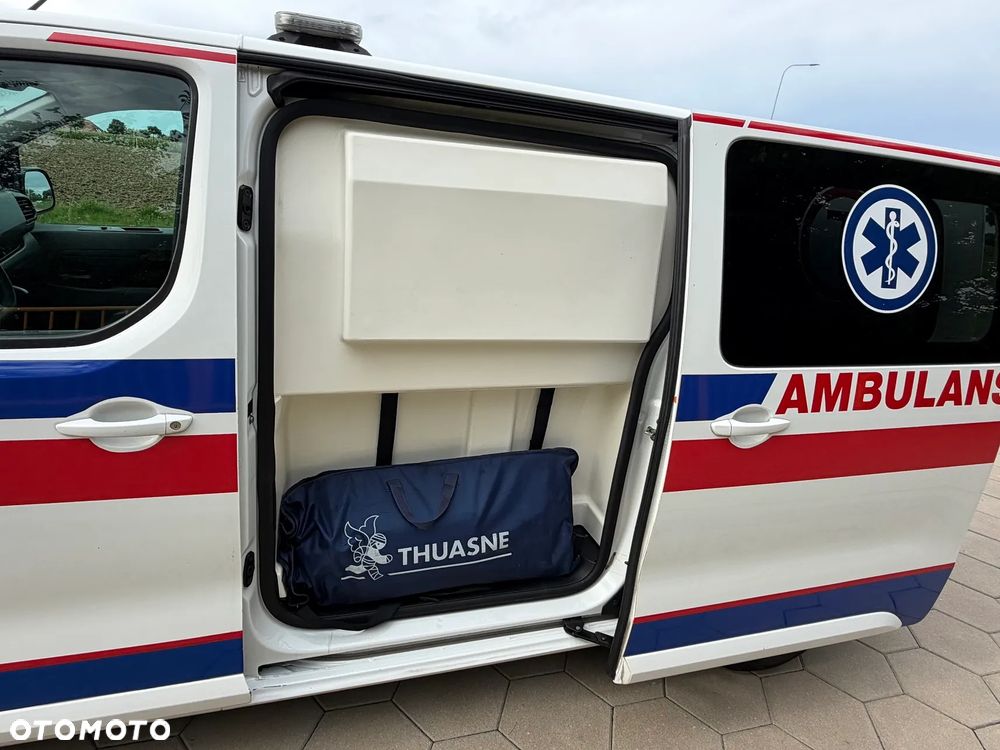 Peugeot Expert Karetka Ambulans Ambulance Sanitarny EN1789 - 9