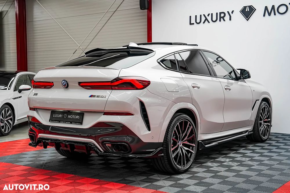 BMW X6 M M50i - 9