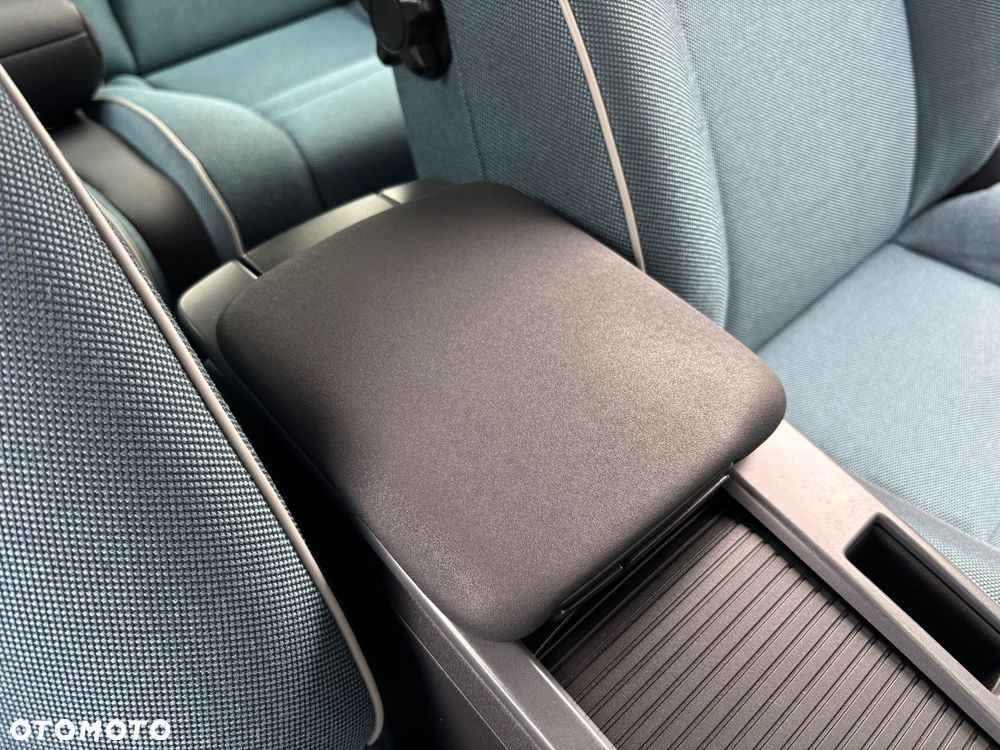 Volvo C30 1.8 Momentum - 22