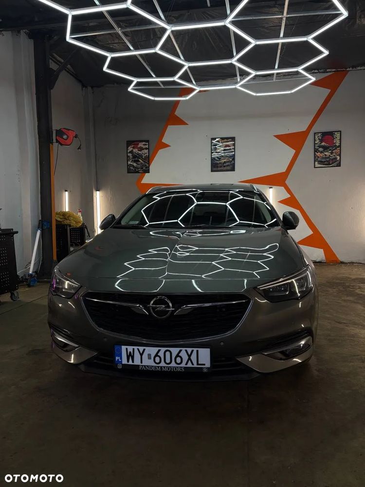 Opel Insignia - 2