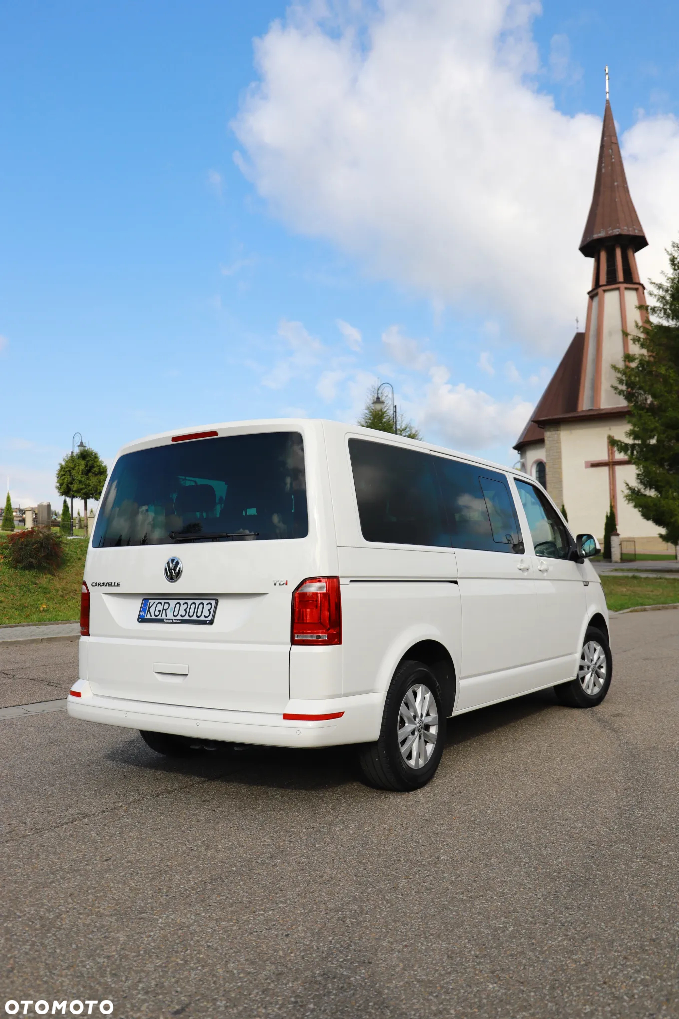 Volkswagen Caravelle 2.0 TDI L1 Comfortline - 6