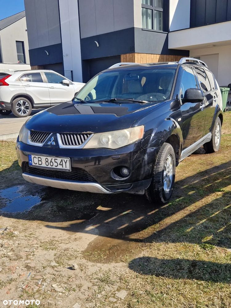 Mitsubishi Outlander 2.0 DI-D 4WD Instyle - 2