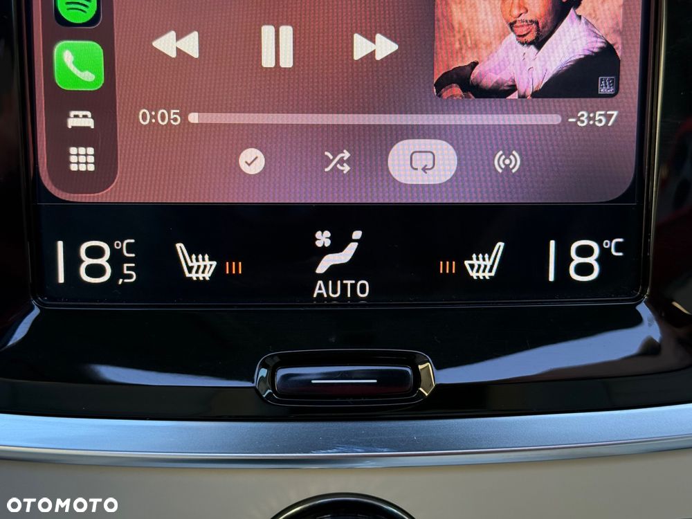Volvo V60 D3 Geartronic Momentum Pro - 37