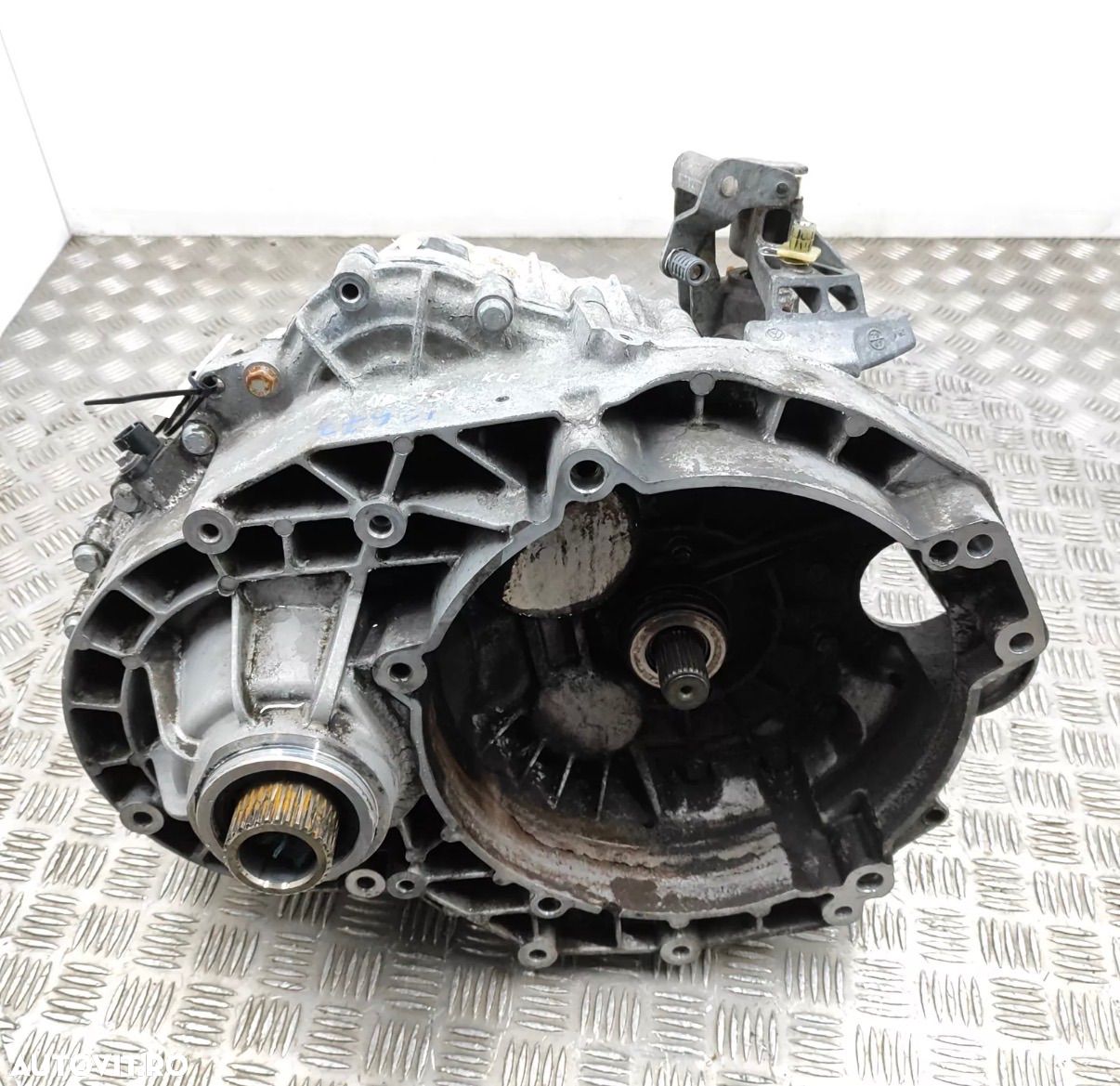 Cutie manuală 6 trepte KLF, KPH, KPP, JQT, JQV, KPS, KPF  4x4 4motion perfect funcțională - 1
