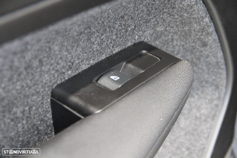 Volvo XC 40 1.5 T5 PHEV Momentum - 26