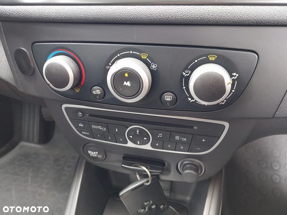 Renault Megane 1.6 16V 100 Expression - 23