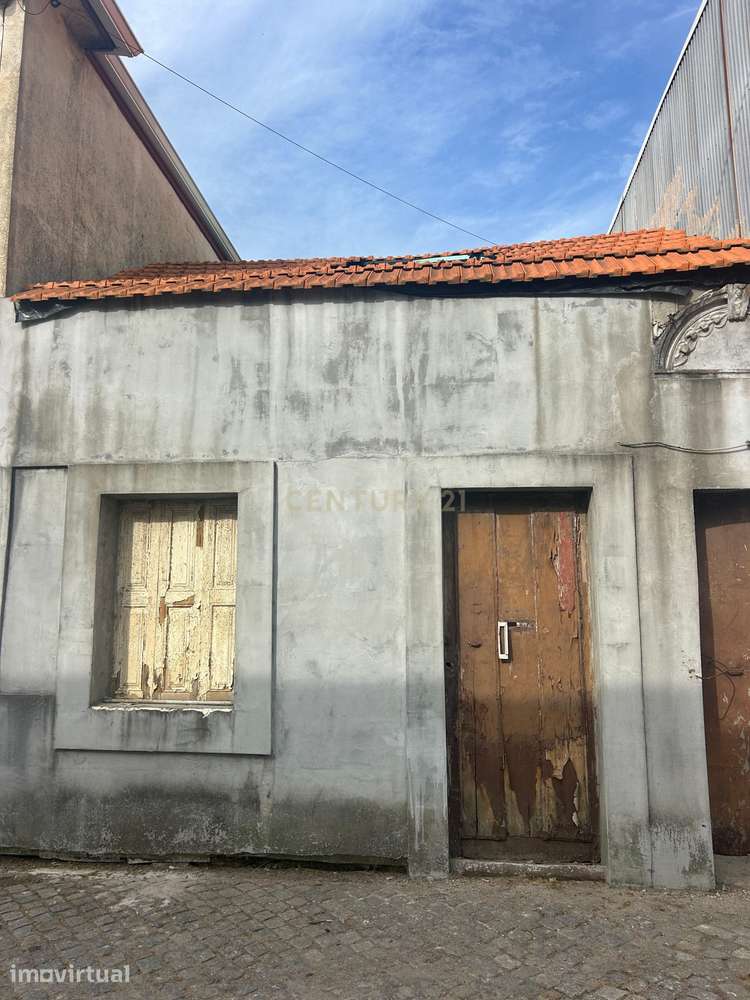 Oportunidade | Moradia para Reconstruir com Potencial e Projeto Aprova - Grande imagem: 4/18