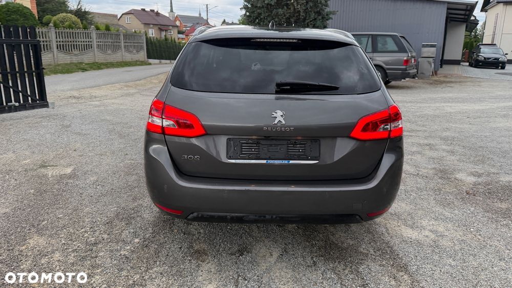 Peugeot 308 BlueHDi 130 EAT8 Stop & Start Allure Pack - 4