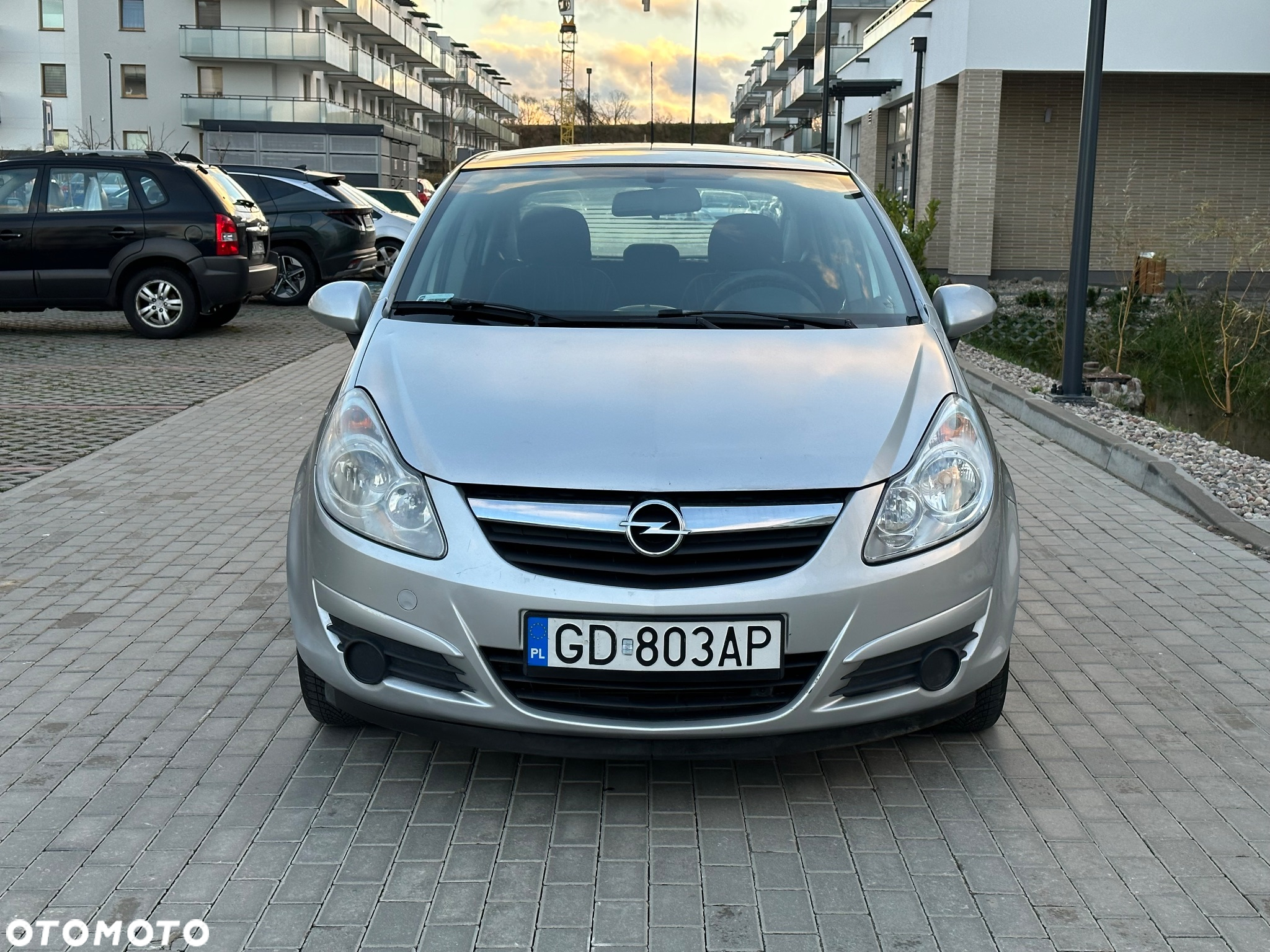 Opel Corsa 1.2 16V Edition - 2