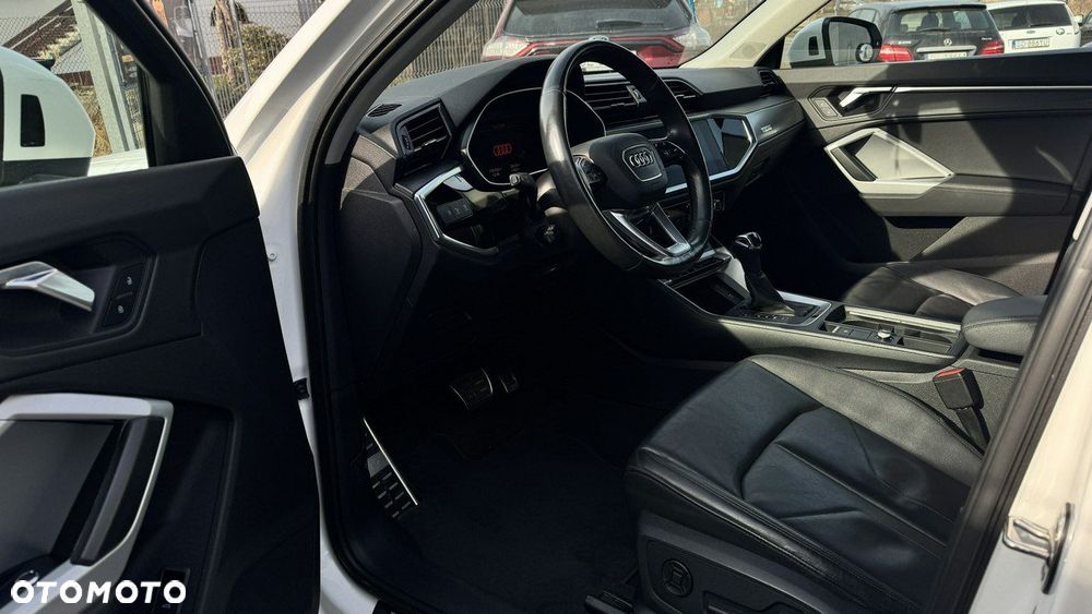Audi Q3 - 6
